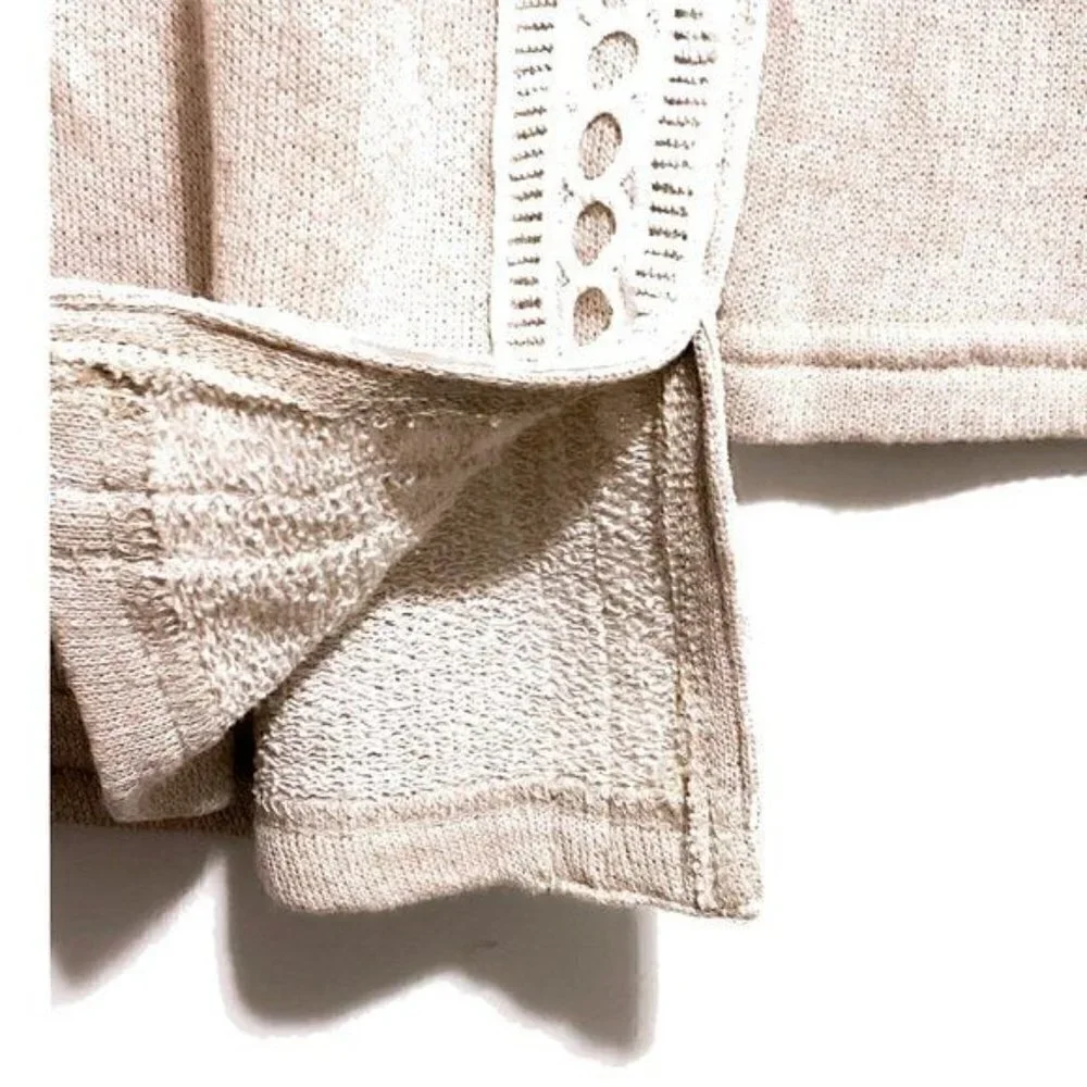 NWT Marleylilly turtleneck top with lace trims